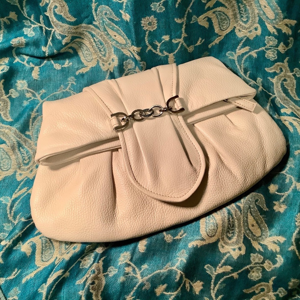 Vintage: MICHAEL ROME Leather Ivory Clutch